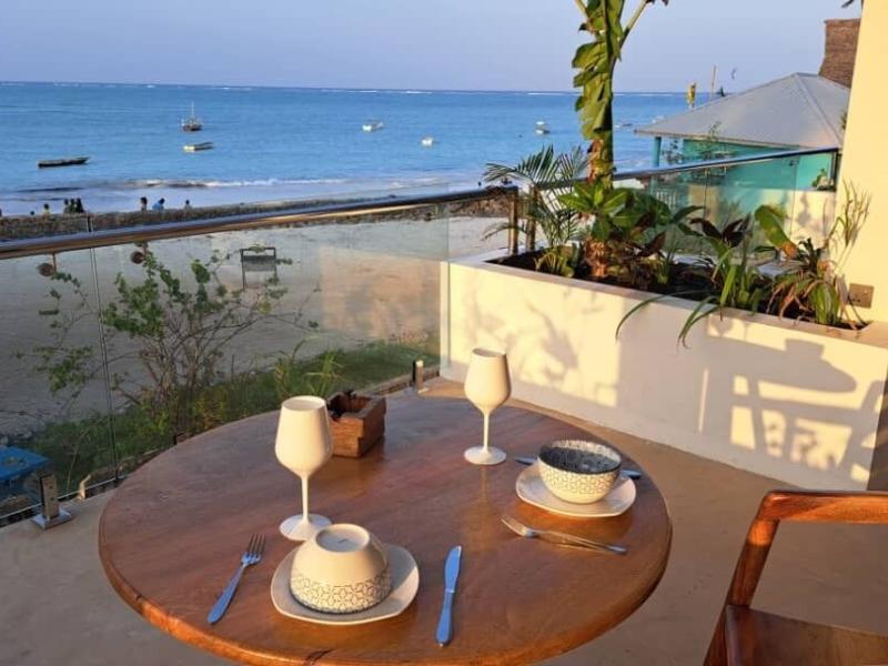 Aluna Beach Apartments