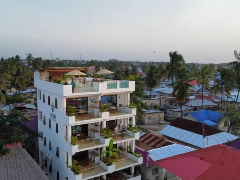 Aluna Beach Apartments