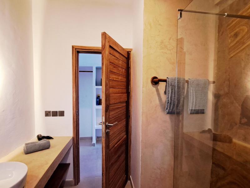 Aluna Beach Apartments