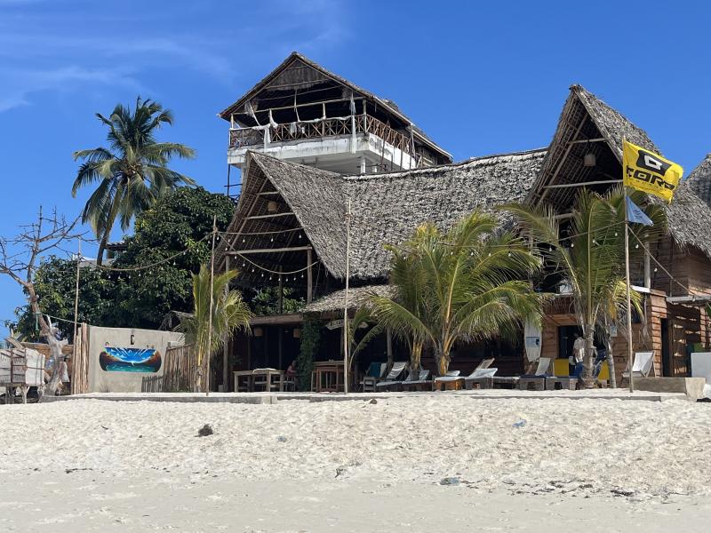 Aluna Beach Apartments