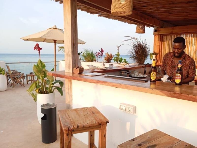 Aluna Beach Apartments