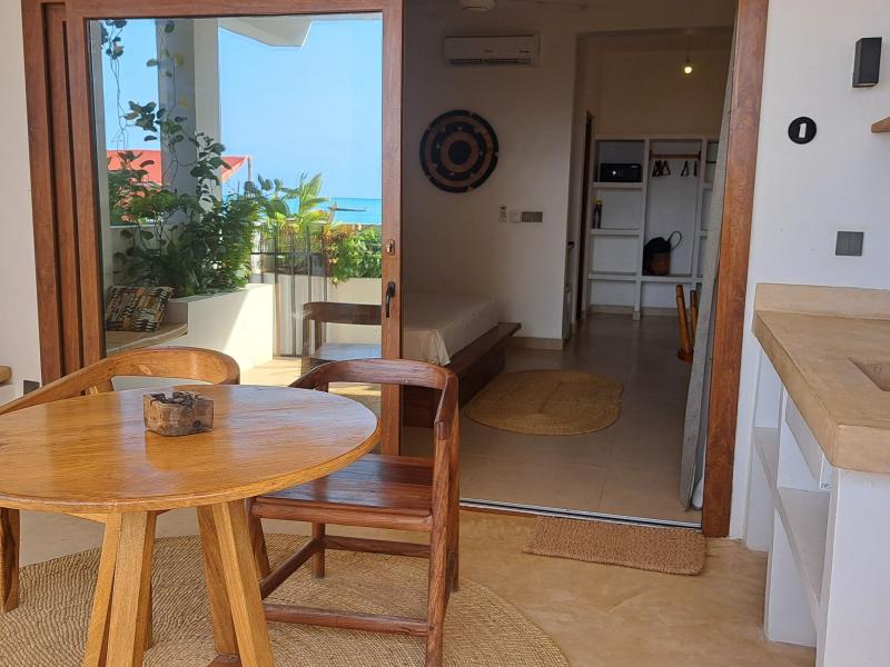 Aluna Beach Apartments