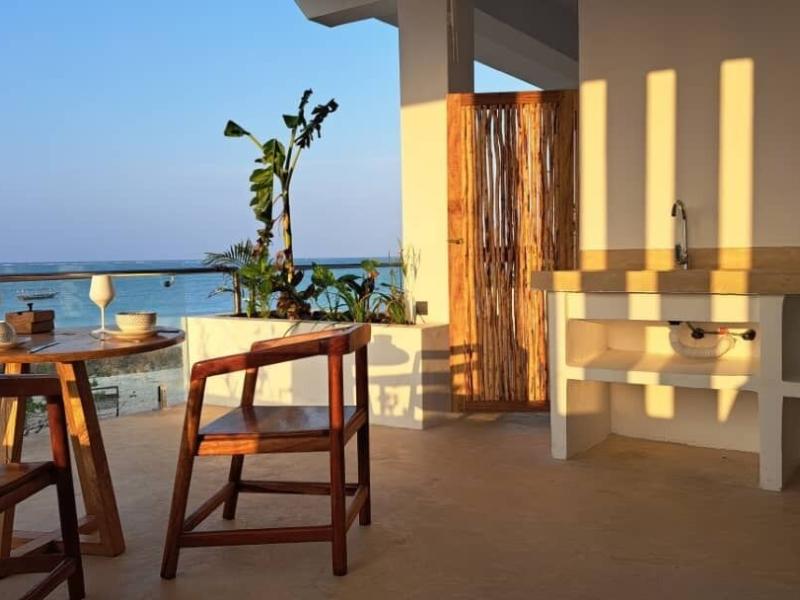 Aluna Beach Apartments
