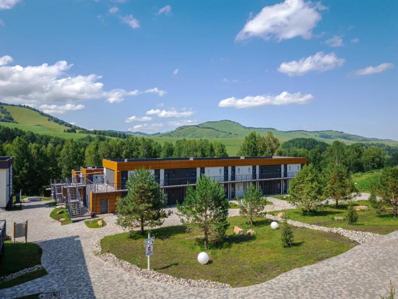 Среди Гор