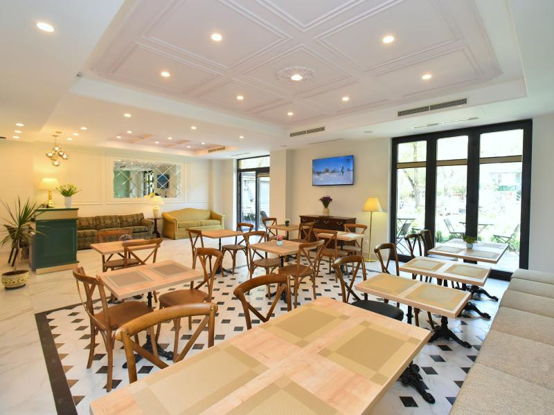 Avenue 30 Hotel
