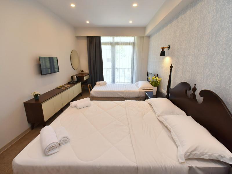 Avenue 30 Hotel