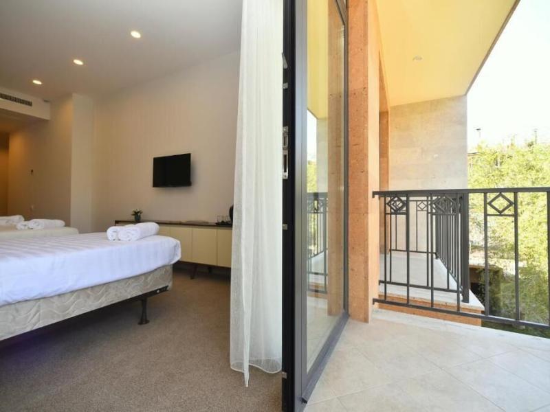 Avenue 30 Hotel
