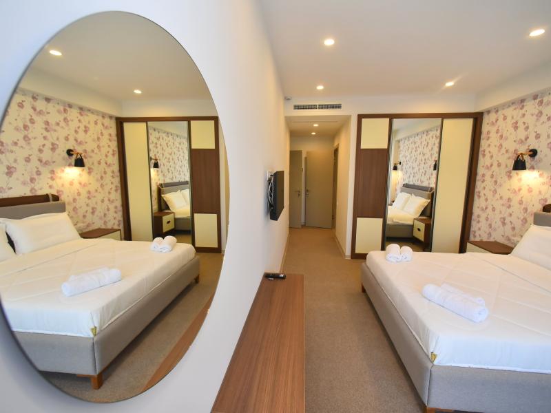 Avenue 30 Hotel