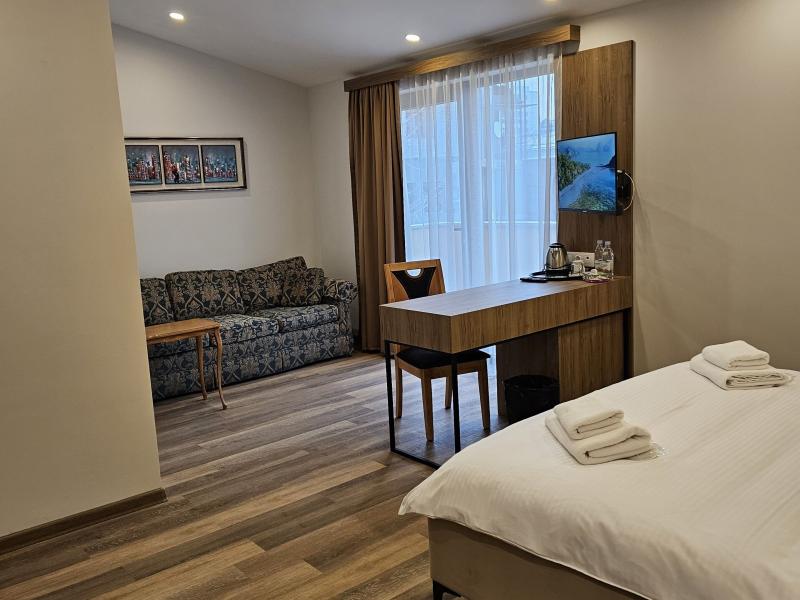 Avenue 30 Hotel