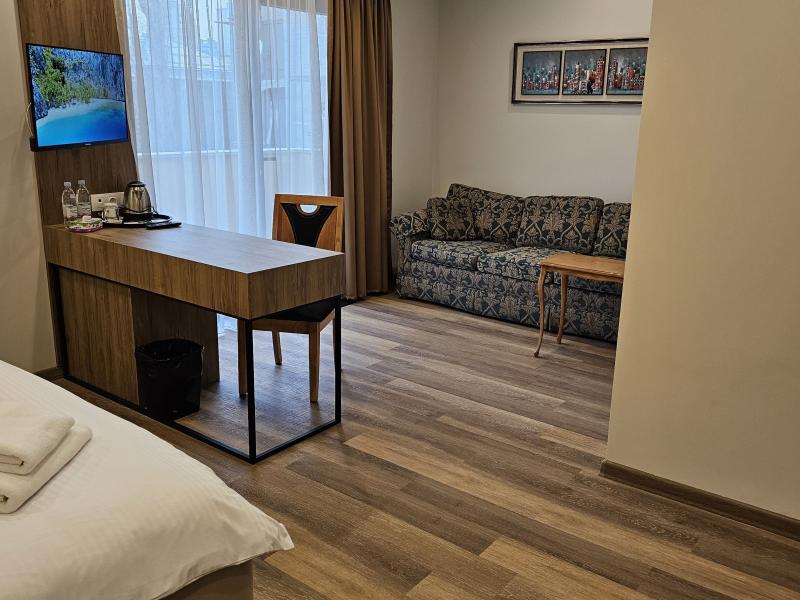 Avenue 30 Hotel