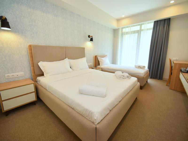 Avenue 30 Hotel