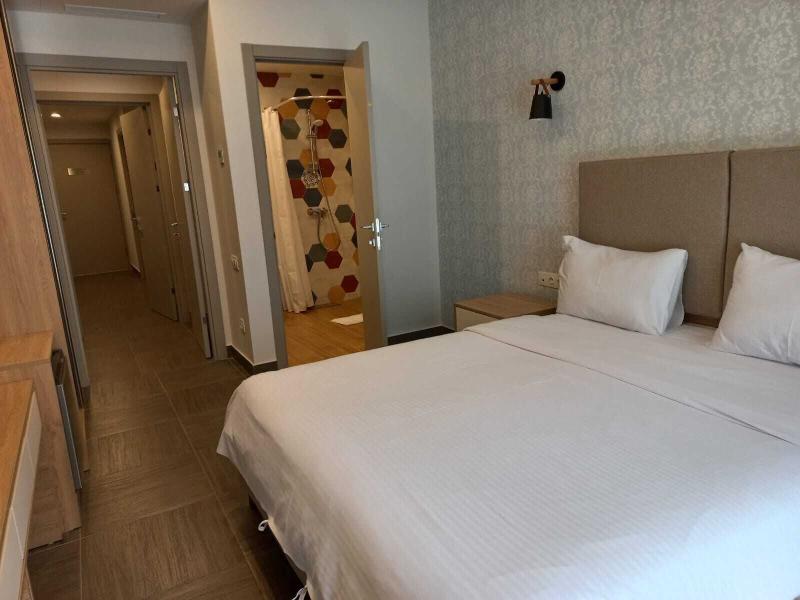 Avenue 30 Hotel
