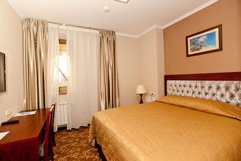 Grand Voyage Hotel