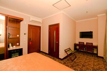 Grand Voyage Hotel