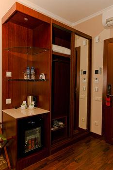 Grand Voyage Hotel