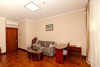 Grand Voyage Hotel