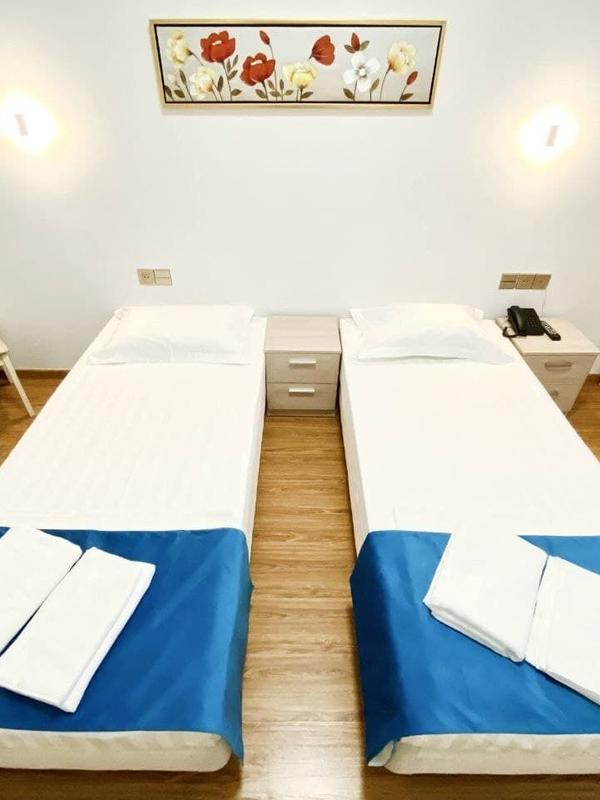 Qul-Khadisha hotel