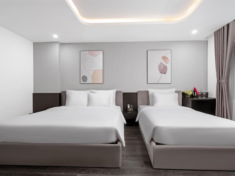 Mercy Emerald Hotel