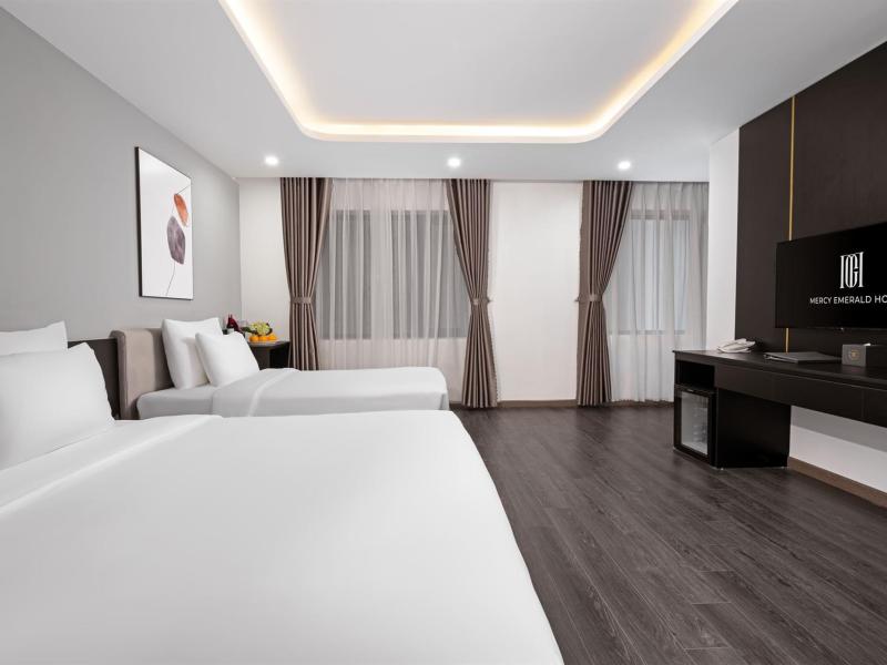 Mercy Emerald Hotel