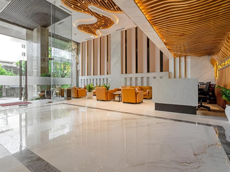 Mercy Emerald Hotel