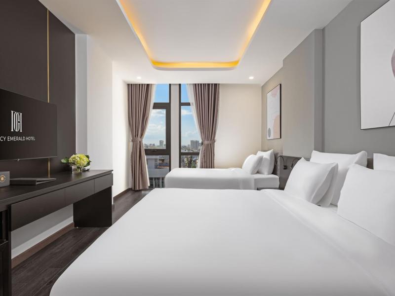 Mercy Emerald Hotel
