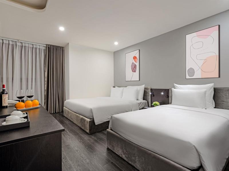 Mercy Emerald Hotel