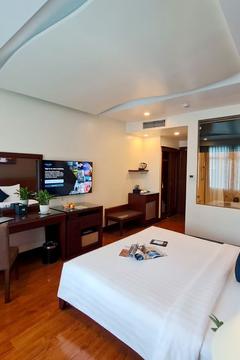 Отель Kin Hotel Thi Sach Вьетнам, Хошимин, фото 3