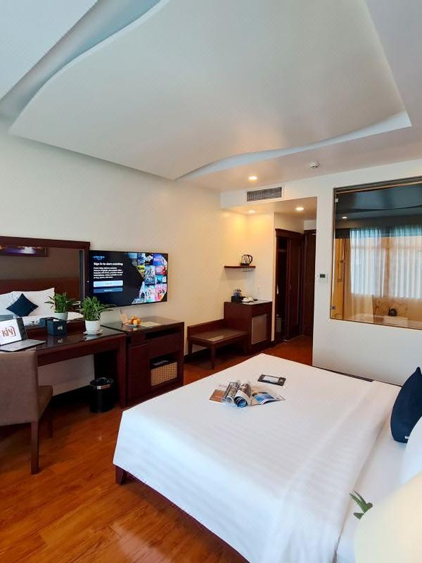Kin Hotel Thi Sach