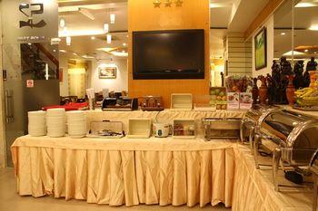 Kin Hotel Thai Van Lung