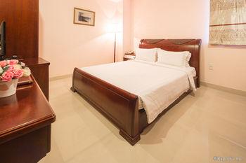 Kin Hotel Thai Van Lung