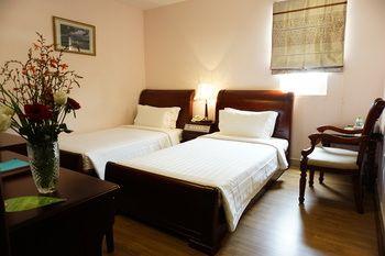 Kin Hotel Thai Van Lung