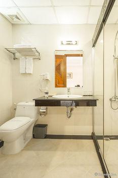Kin Hotel Thai Van Lung