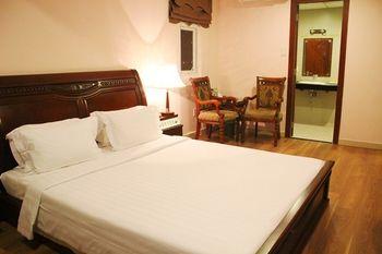 Kin Hotel Thai Van Lung