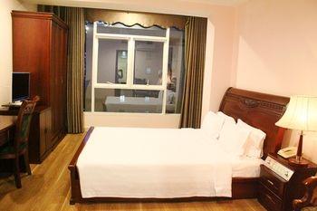 Kin Hotel Thai Van Lung