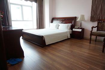 Kin Hotel Thai Van Lung