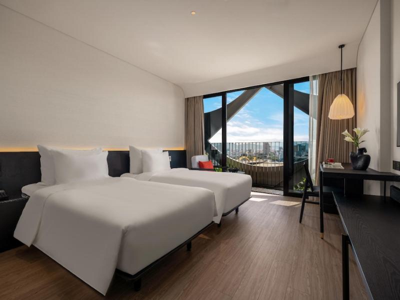 Caro Premium Danang Hotel