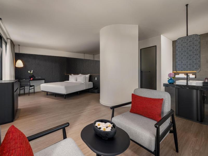 Caro Premium Danang Hotel