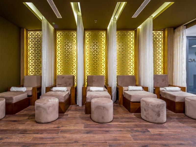 CN Palace Boutique Hotel