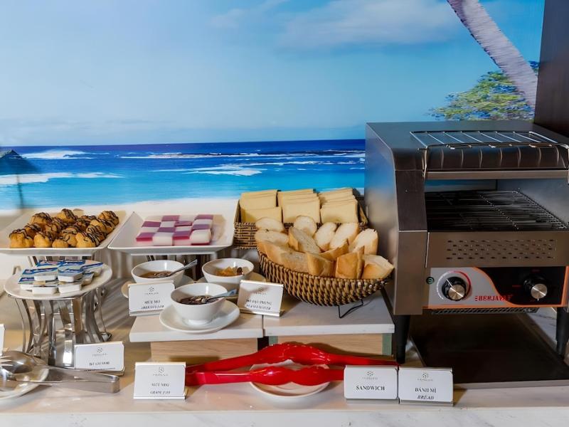 CN Palace Boutique Hotel