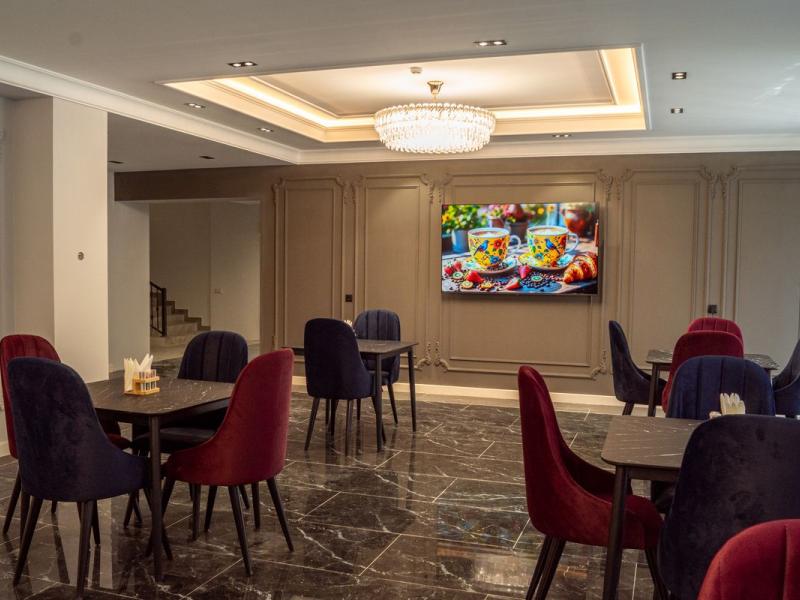 Meridian Plaza by Reikartz