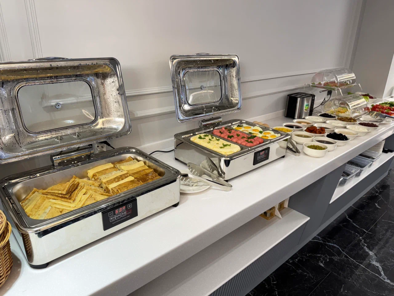 Meridian Plaza by Reikartz