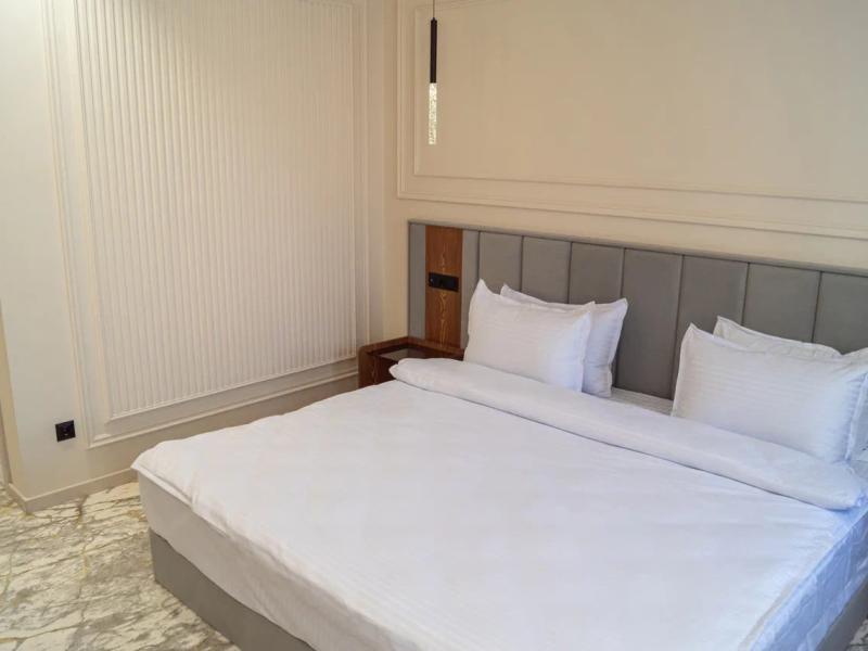 Meridian Plaza by Reikartz