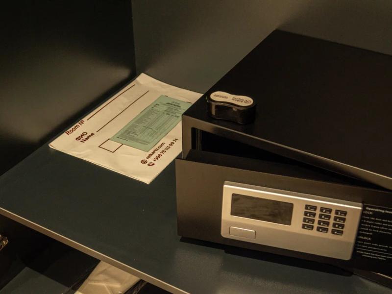 Meridian Plaza by Reikartz