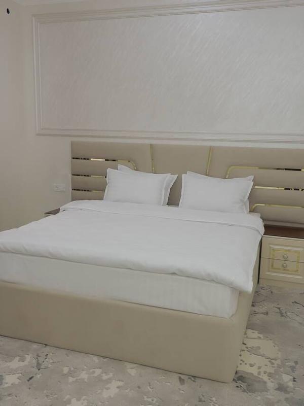Ko'k Saroy Plaza Hotel