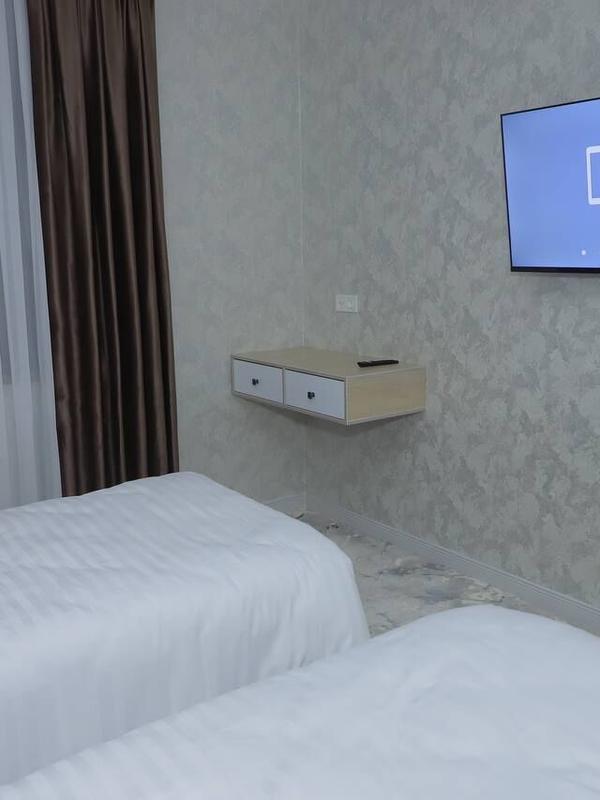Ko'k Saroy Plaza Hotel