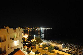 Fontane Bianche Beach Club