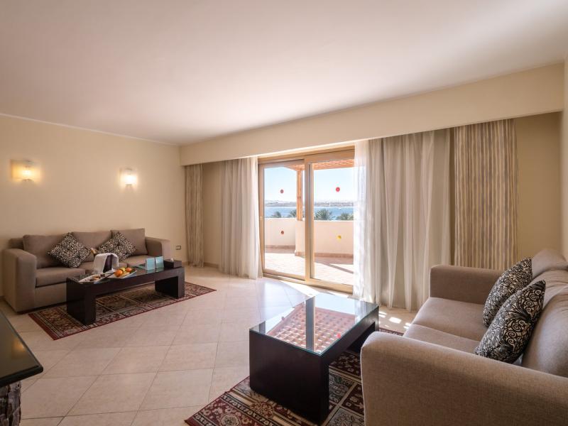 Fort Arabesque Resort, Spa & Villas