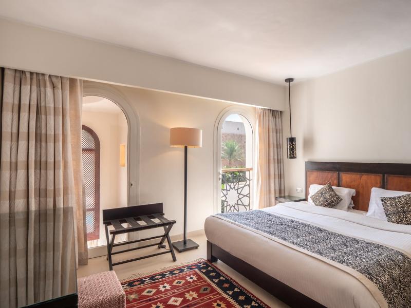 Fort Arabesque Resort, Spa & Villas