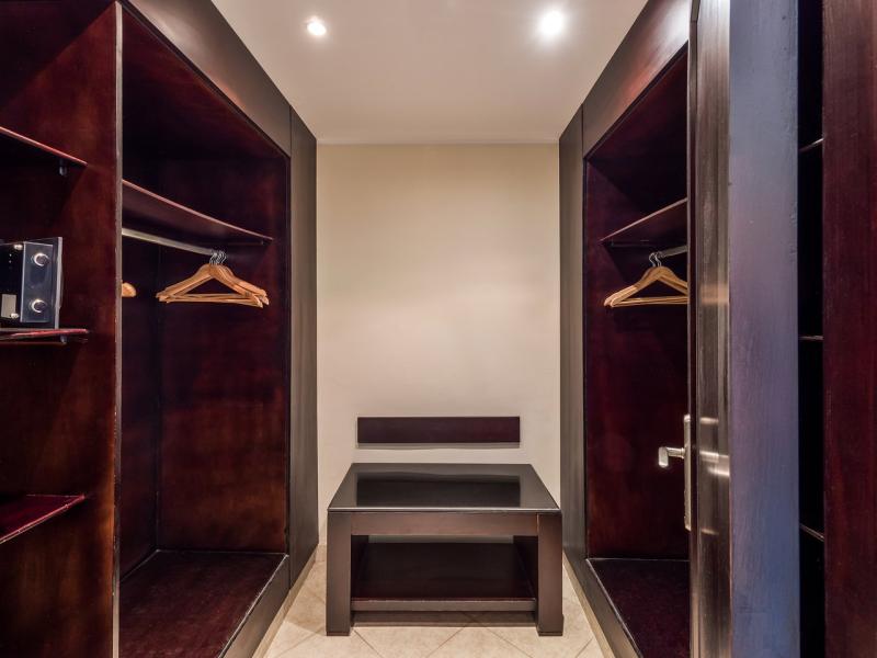 Fort Arabesque Resort, Spa & Villas