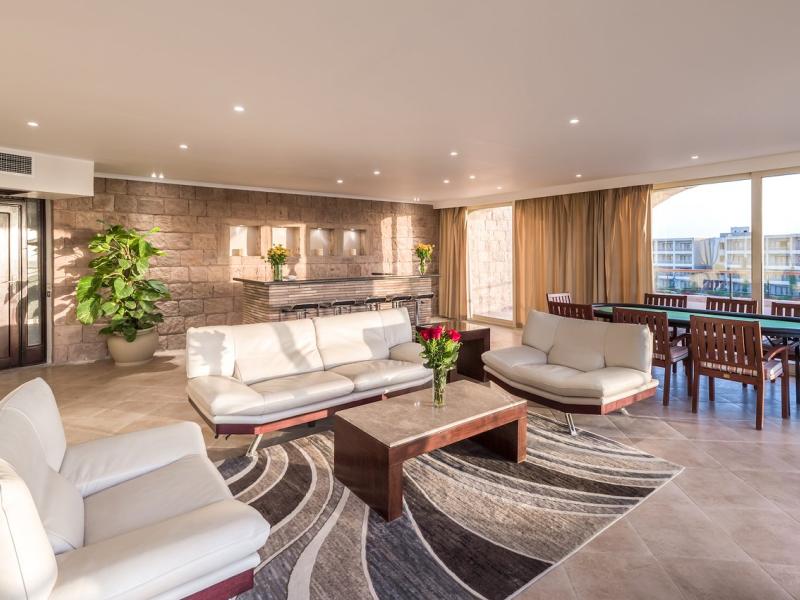 Fort Arabesque Resort, Spa & Villas